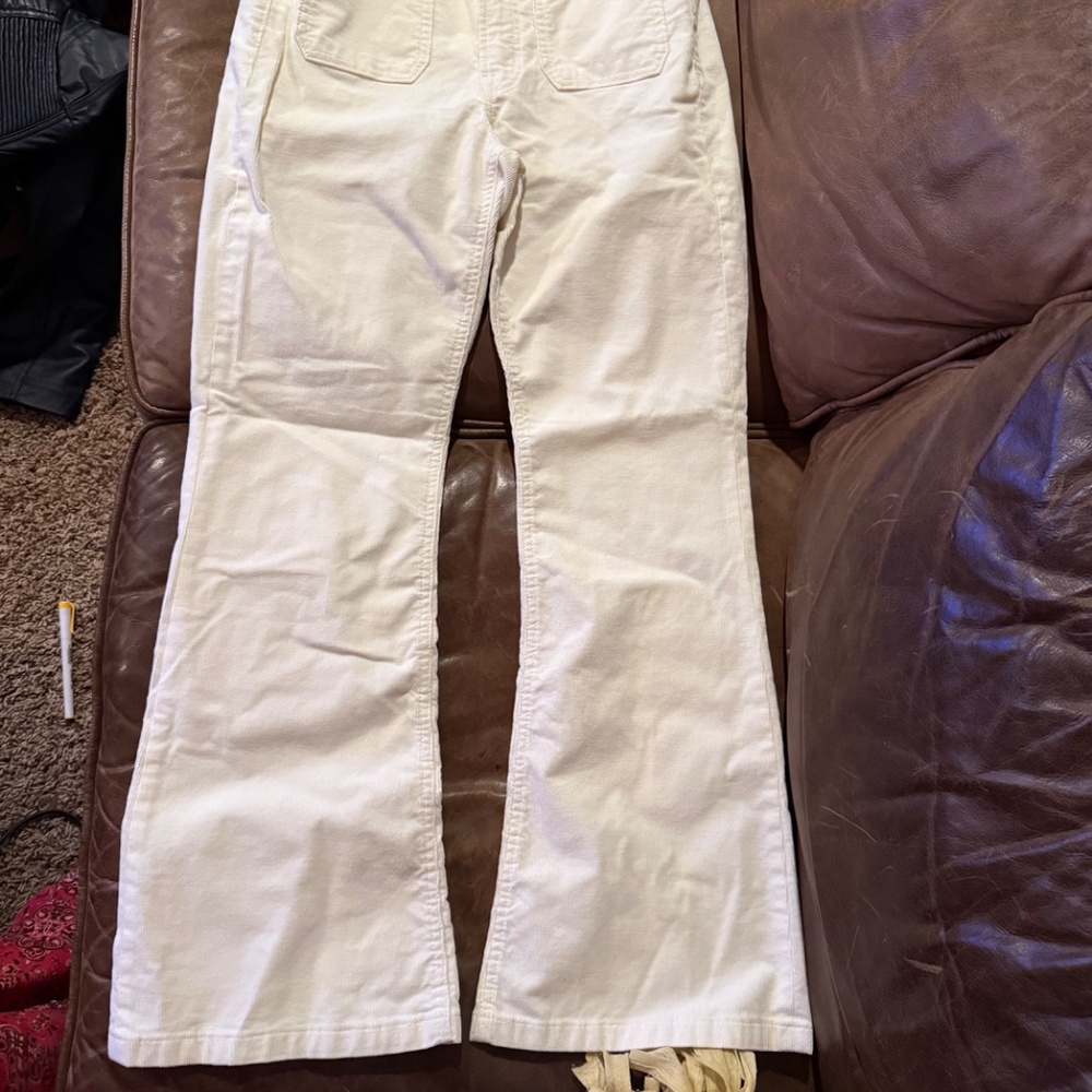 Gap High Rise ’70s Flare Corduroy Pants Ivory 6 Petite NWT - Picture 4 of 5